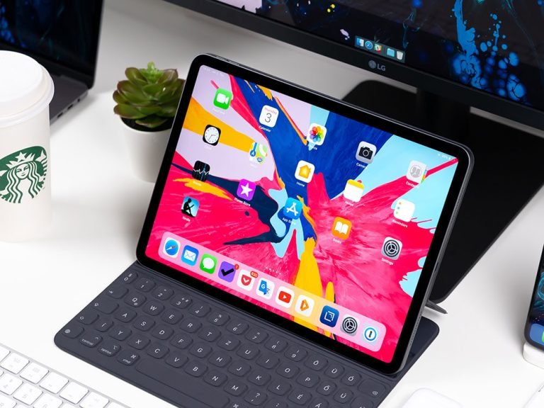 Product Reviews 7 daniel korpai xgffTVZs1FI unsplash TressWhisper